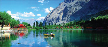 Lower Kachura Lake, Leisure Tourism